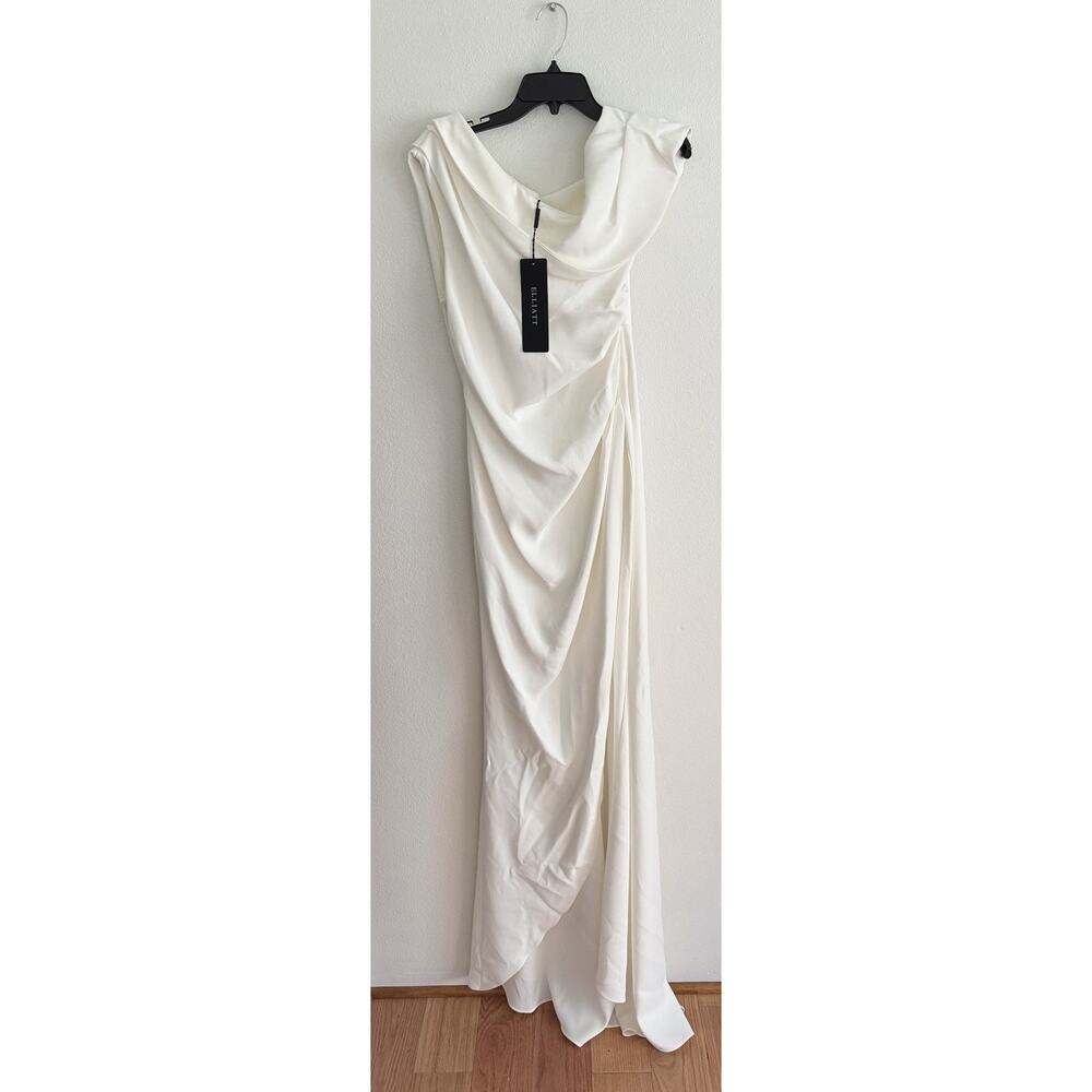 ELLIATT Isadora Ivory One Shoulder Women’s M Bridal Gown Maxi Dress - Picture 4 of 15